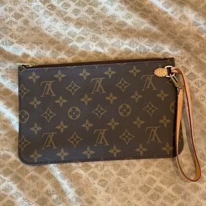 COPY - Louis Vuitton wristlet